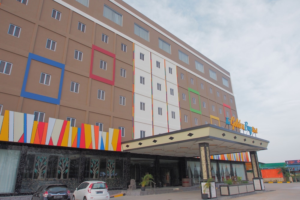 The Golden Bay Hotel Batam 71
