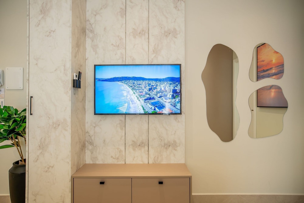 Elegance Residence