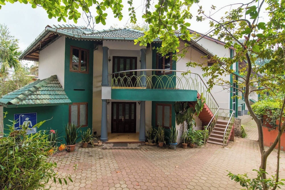 Harithagiri Hotel