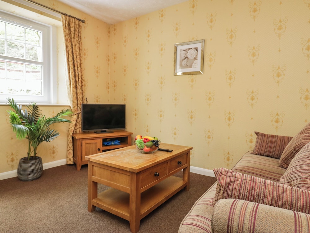 Garden Cottage No 2