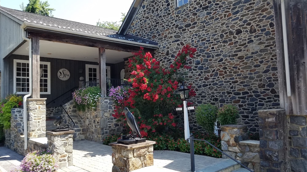 Wilmington Vacations - The Inn at Montchanin Village, a Historic Hotel of America - Property Image 52