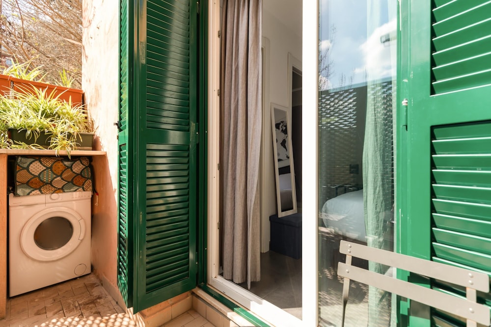 St Peter Cozy Studio With Balcony