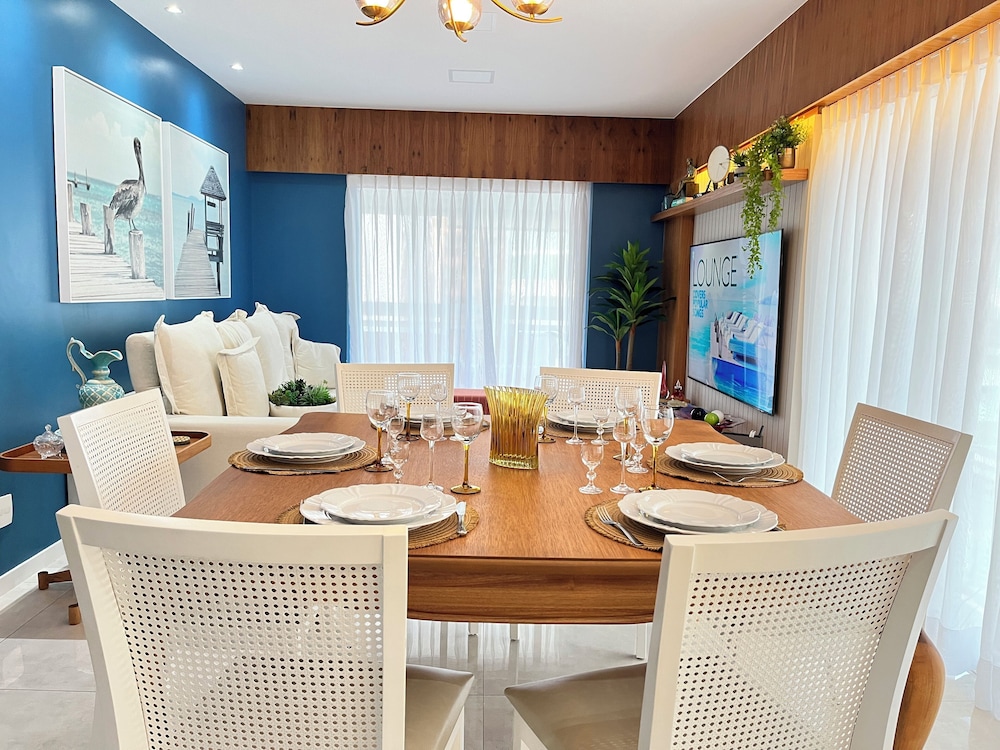 CM 304 - luxo conforto em frente ao mar