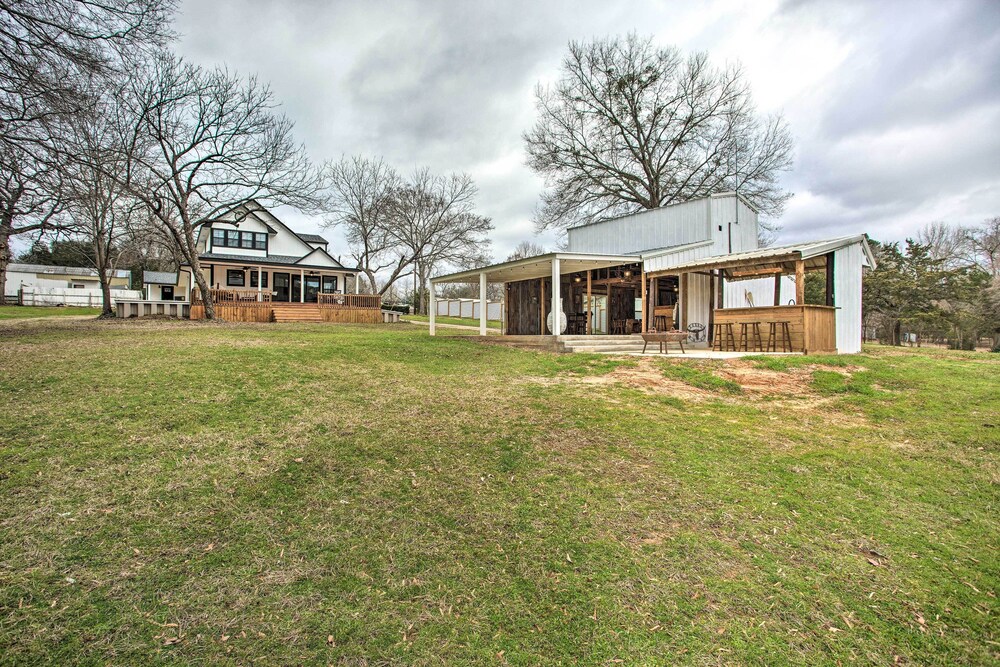 Lakefront Frankston Home w/ Guest Studio! - Property Image 22