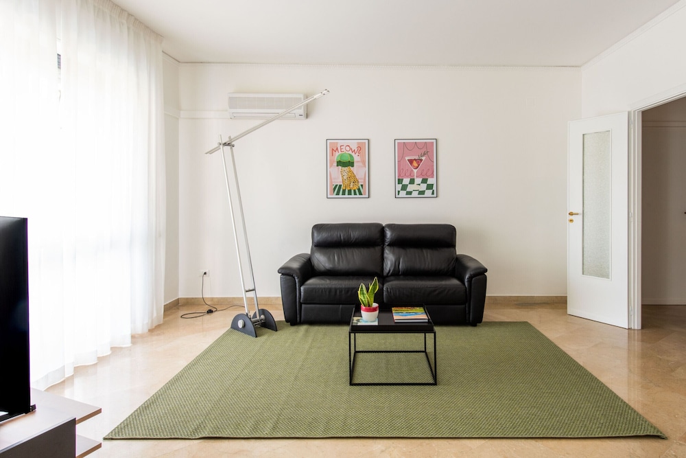 Vittorio Veneto Apartment by Wonderful Italy