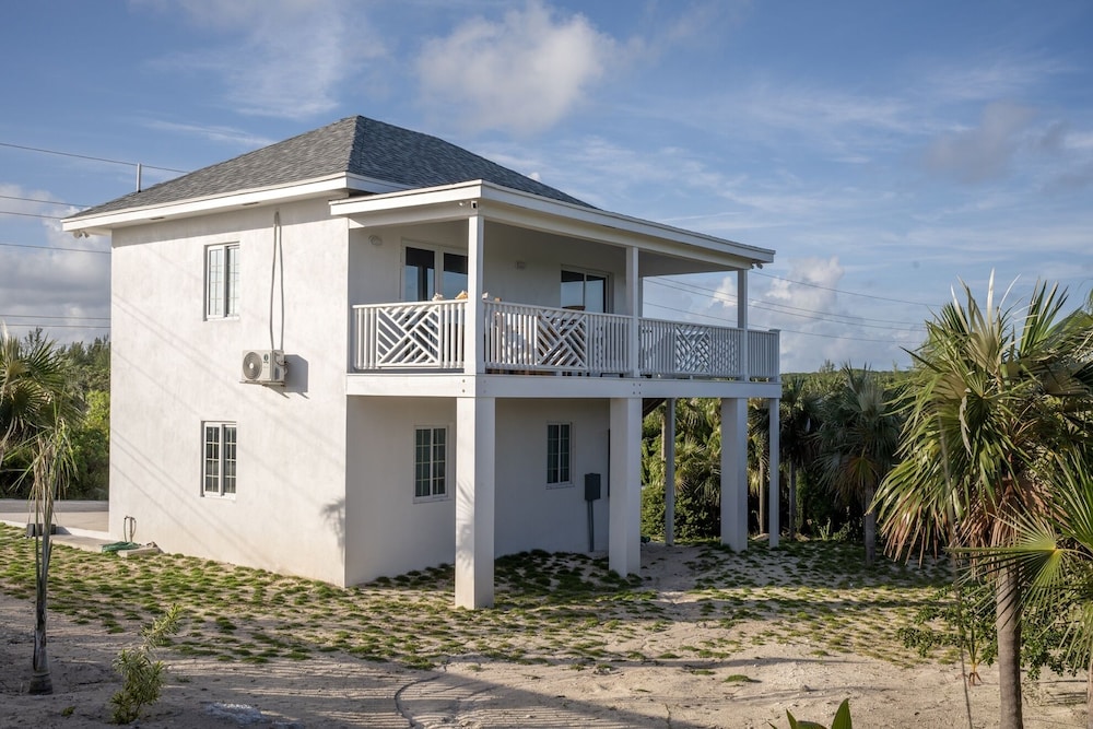 The Better Life & Cottage 5 Bedroom Home