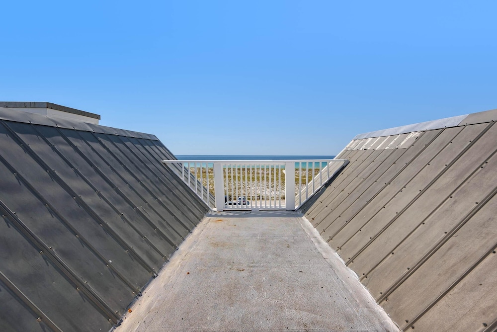 The Gulfview Grandeur