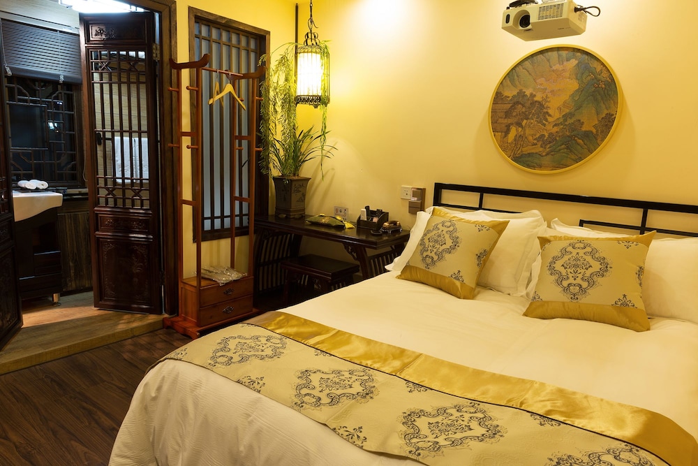 FTYS Hostel