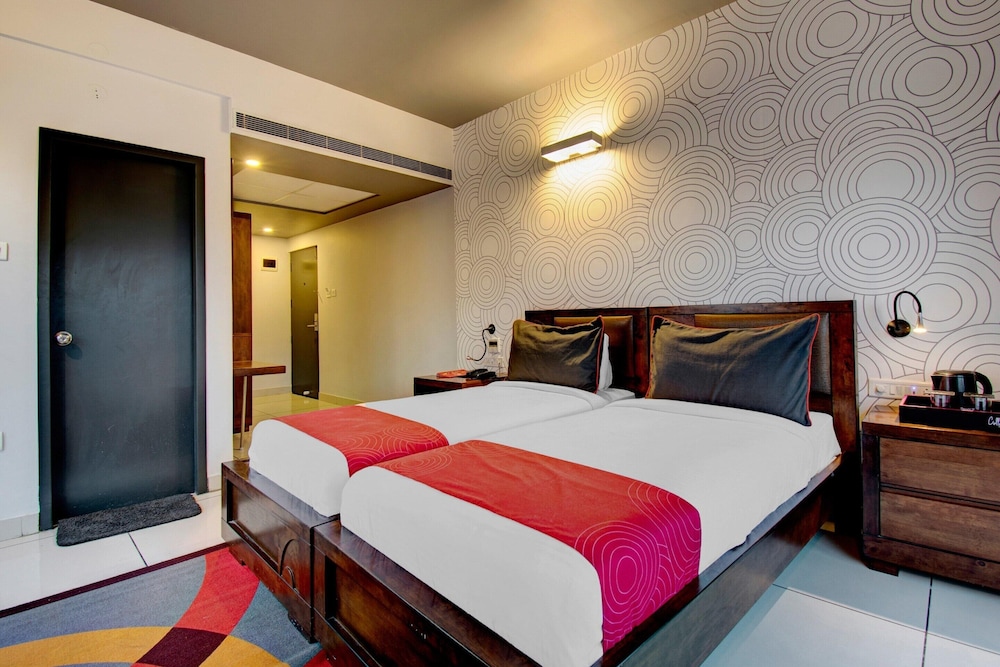 Elite Stays at Ulsoor Near Halasuru Metro Station