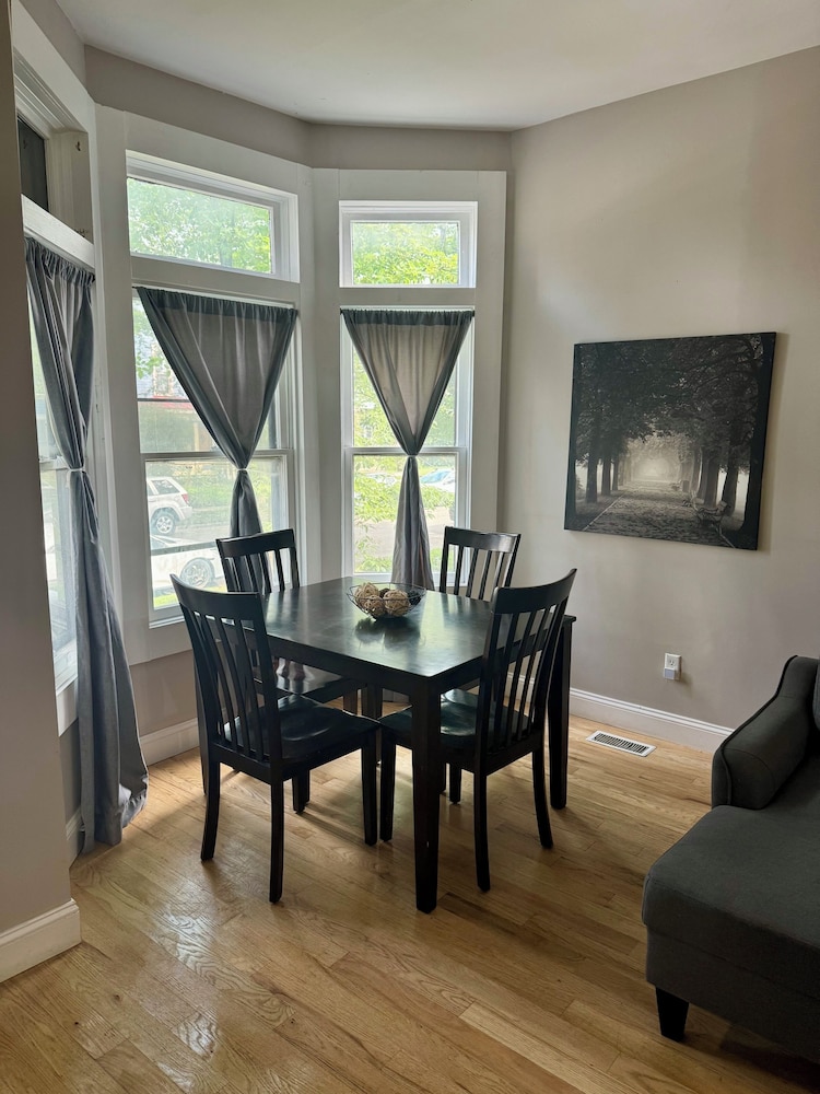 Jungle House Boutique Lofts – Downtown Columbus & Short North