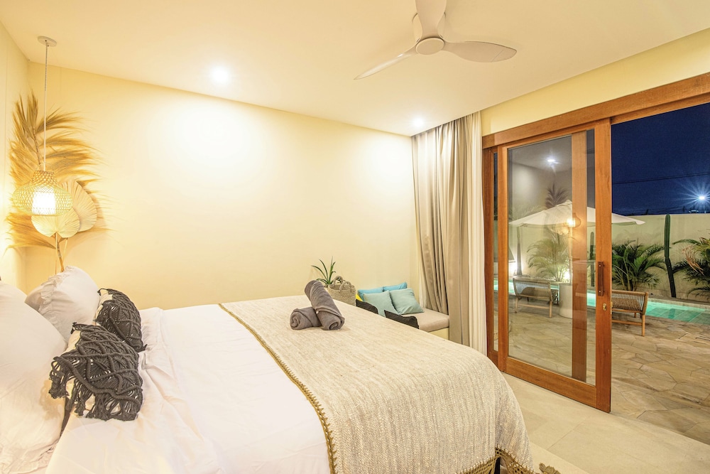 Luxury 4BR Villa With Private Pool in Canggu