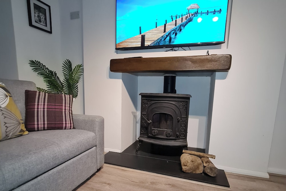 Stunning Sea View Blue Haven in Penmaenmawr