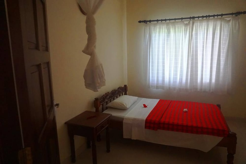 Siku Moja Villa - Beautiful Beach Family Villa view 2