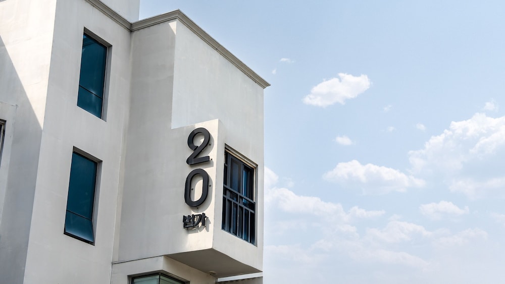 Gyeongju 20th Street Spa Pension