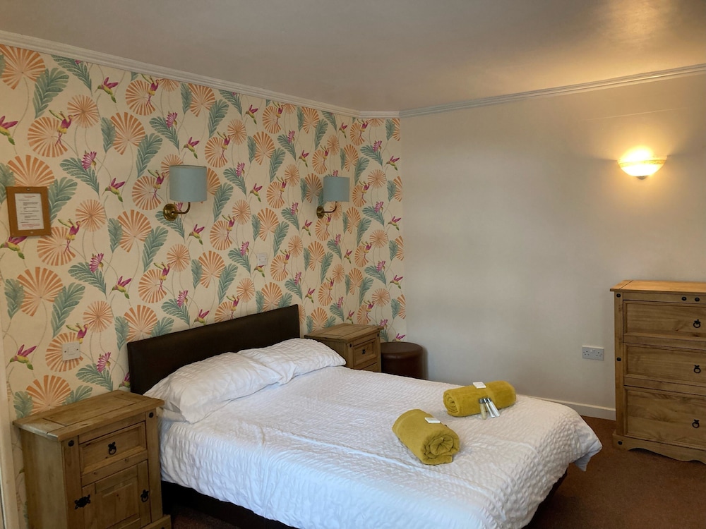 Hotel The Tayleur Arms - Image 1