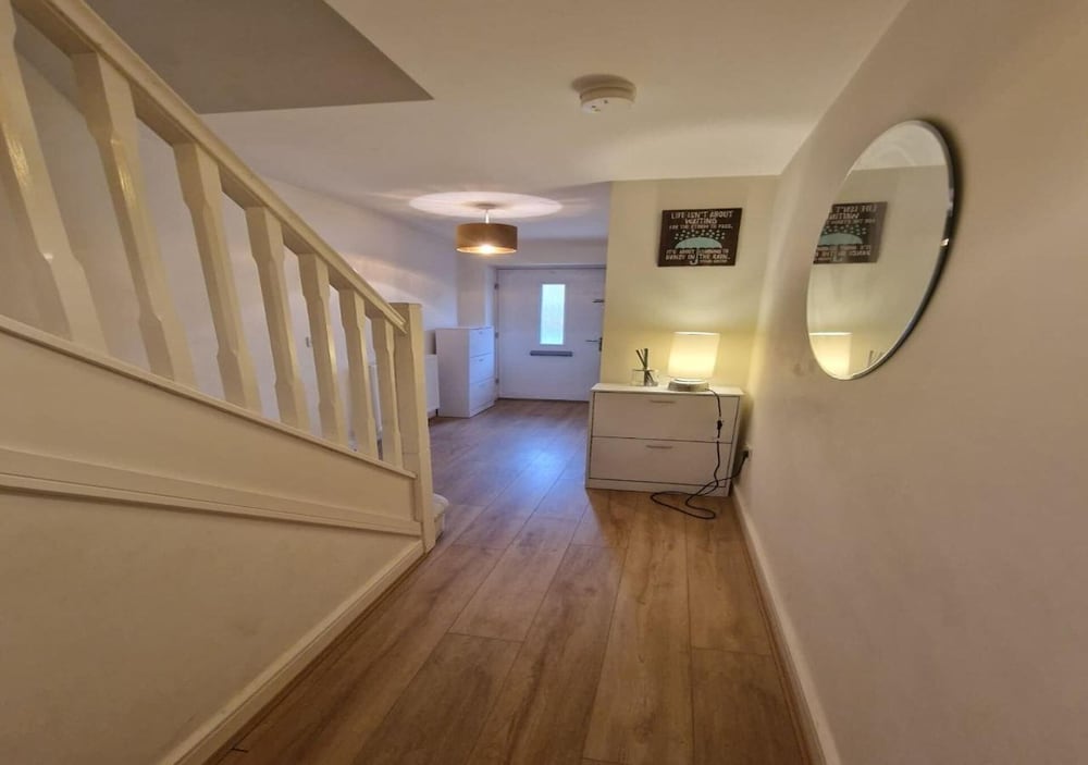 3bedroom Near Nec & Airport W/parking and Garden