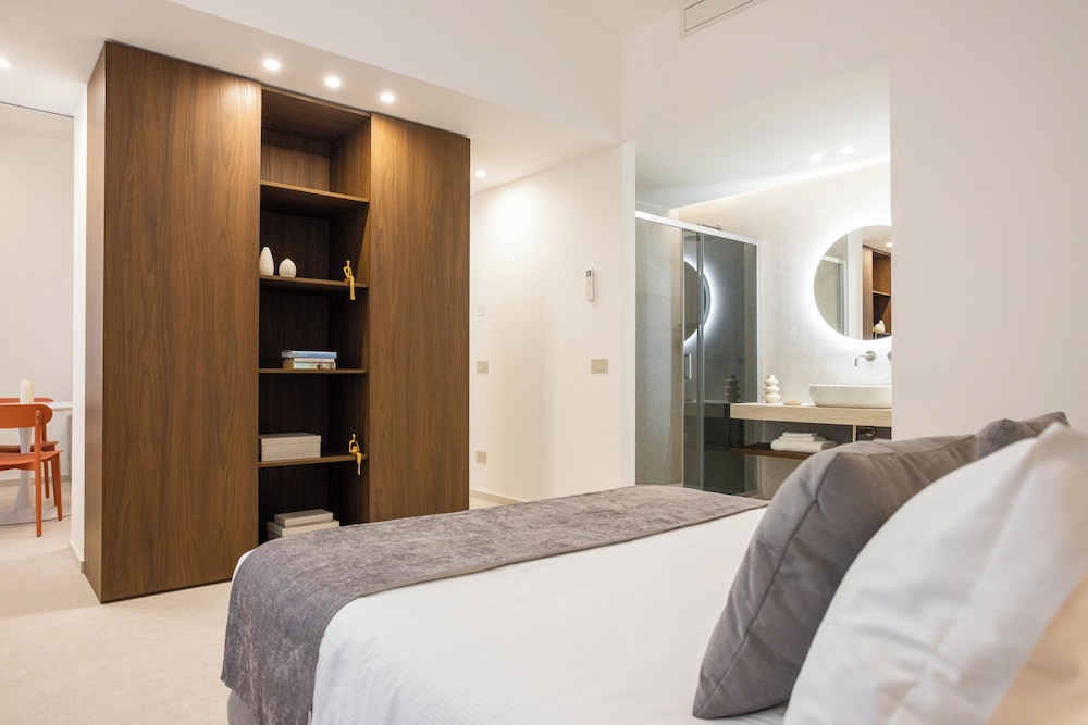 Nora's Suites photo 5