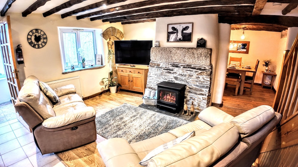 Haycombe Farm Cottage