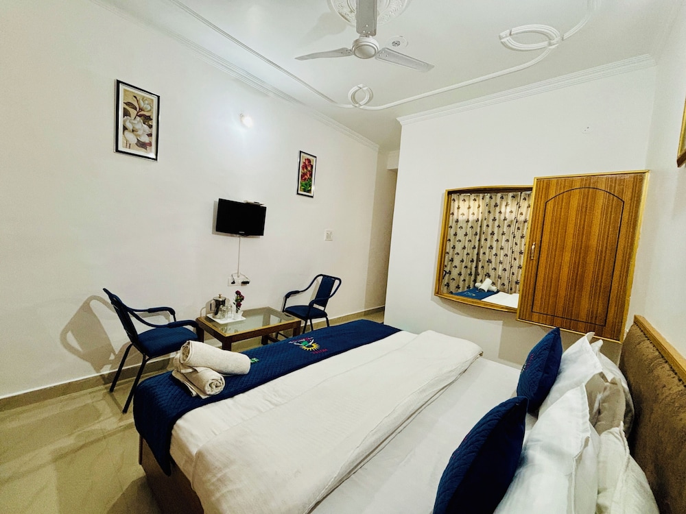 kumar residency Mcleodganj