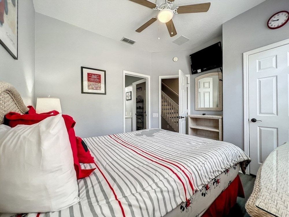 3br Townhome W/pool In Windsor Palms Resort 3 Bedroom Townhouse