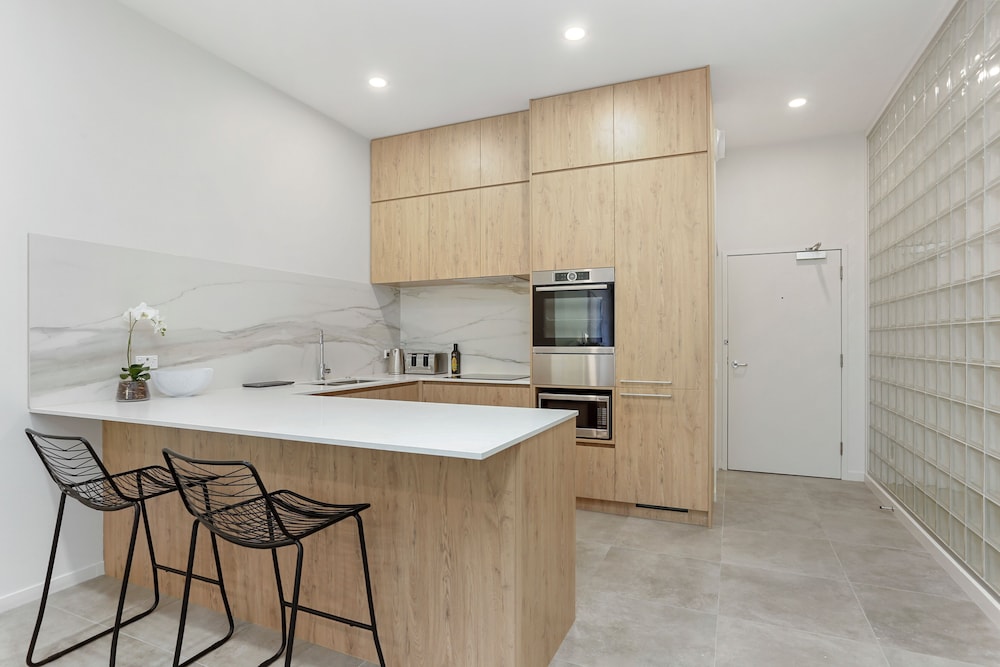 Hobson Quay Apartments by Urban Rest