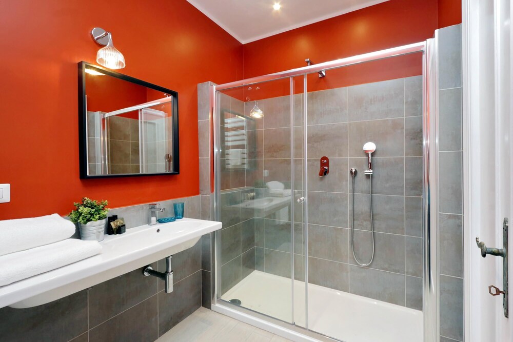 Rm-h501-pale6b1 Monti Apartments - M6B
