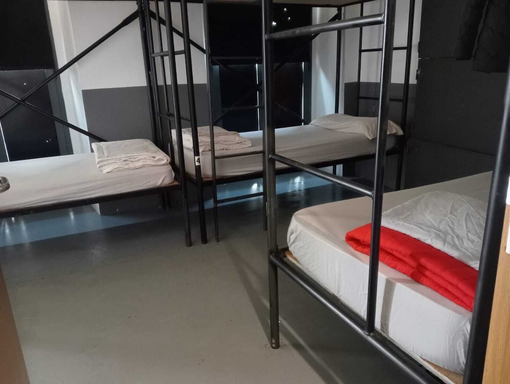 SEVILLE YOUR WAY HOSTEL