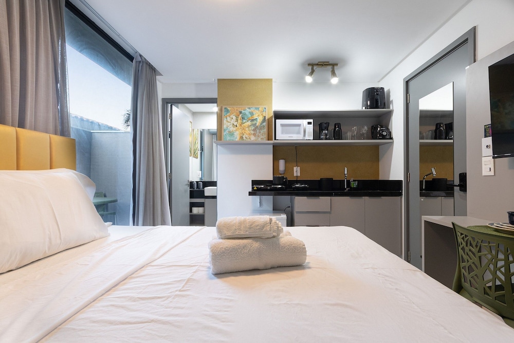 Breeze Residence By Carpediem