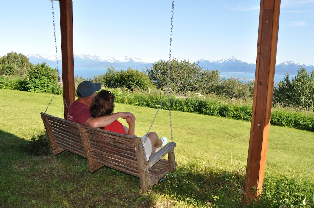 Homer Vacations - Majestic View BB - Property Image 36