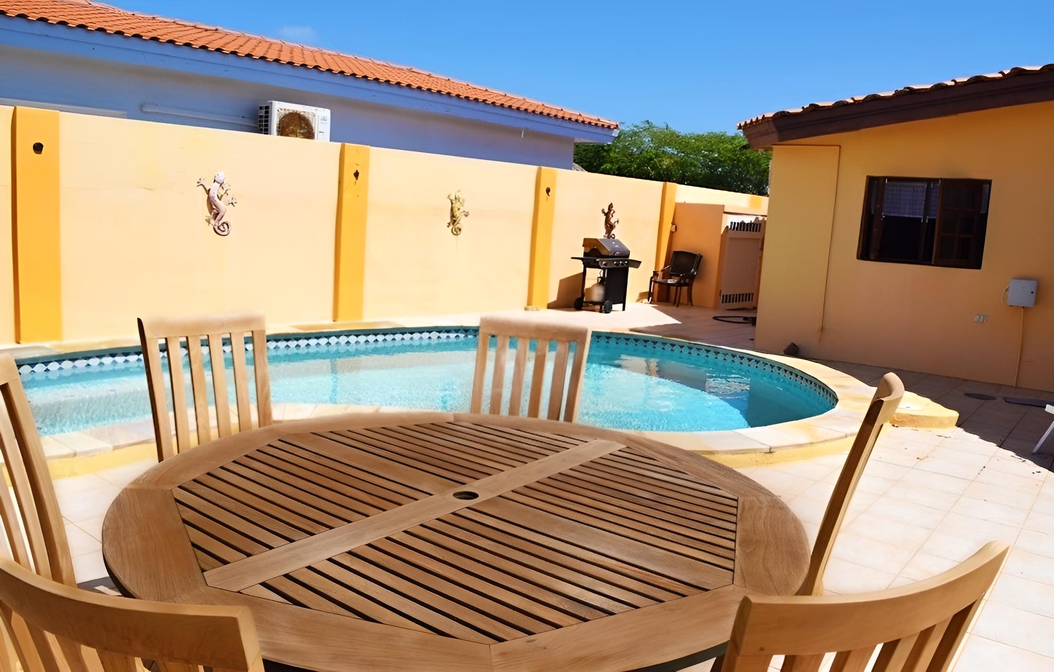 Ruby Villa