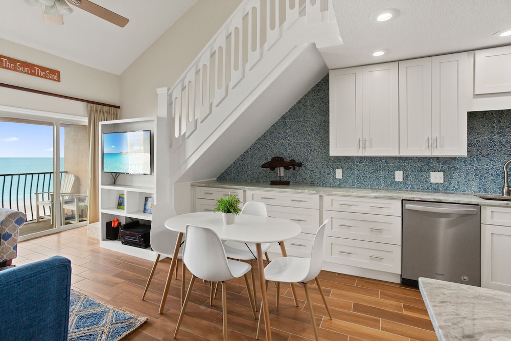 Coral Reef Club 36 3 Bedroom Condo
