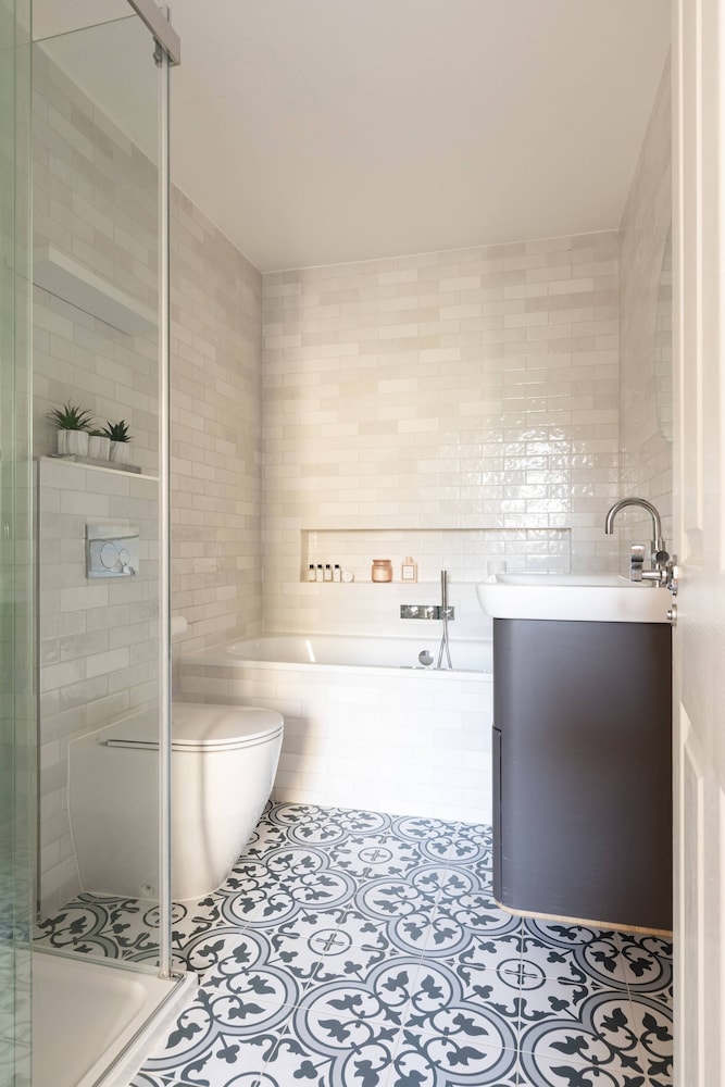 Oakley Street VII by Onefinestay