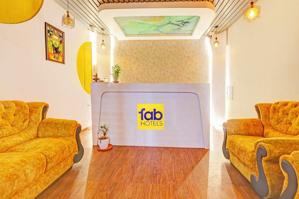 Fabhotel Dharani Grand