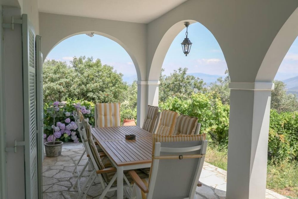 Sinies Stone Cottage - NE Corfu view 3