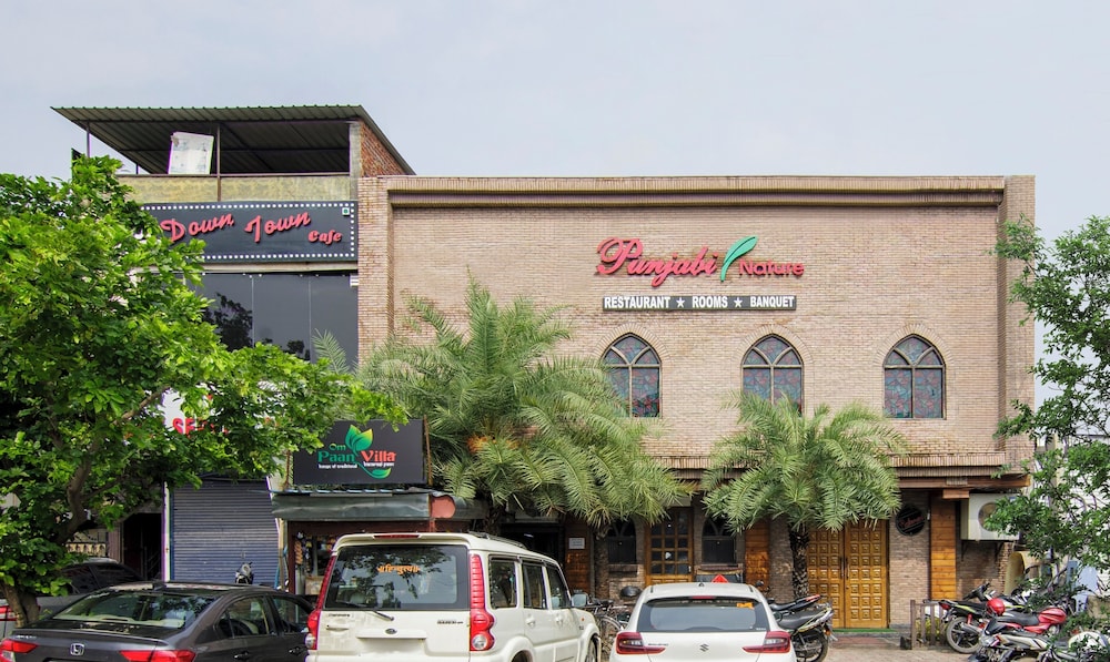 Faridabad Vacations - Treebo Punjabi Nature Residency, Near Faridabad Railway Station - Property Image 20