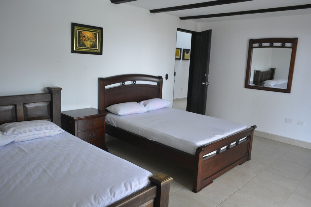 Mansion del Lago Calima - Property Image 23