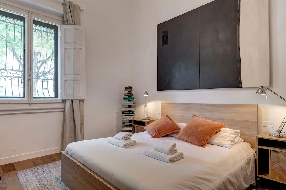 Gramsci Apartment by Mamo Florence