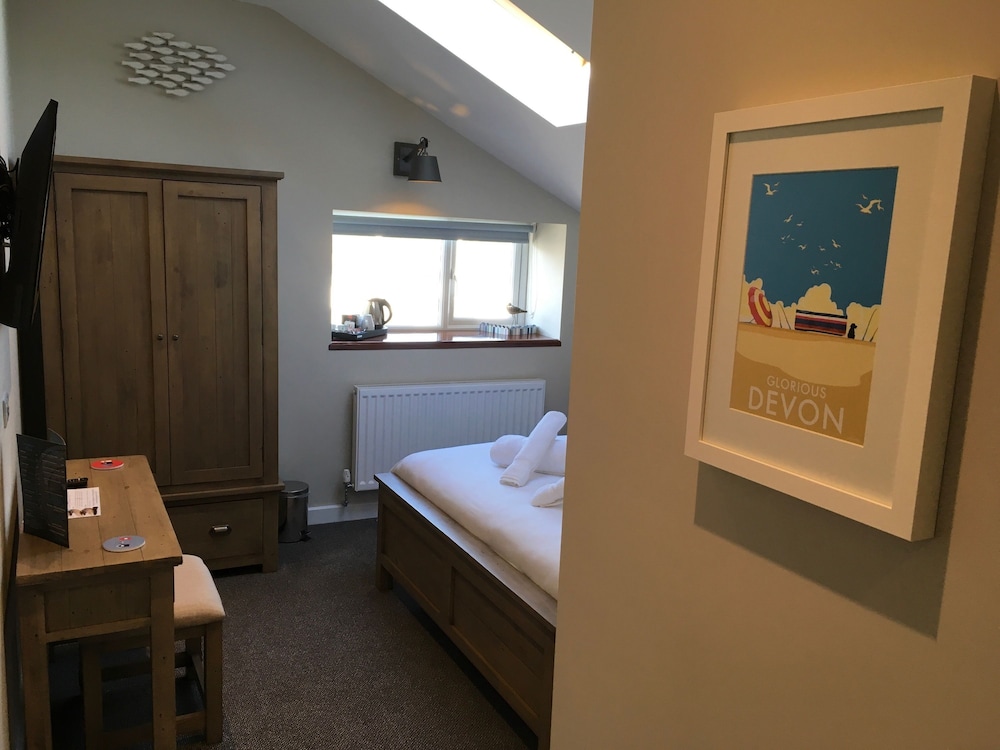 Bideford Vacations - The Waterfront Inn - Property Image 51