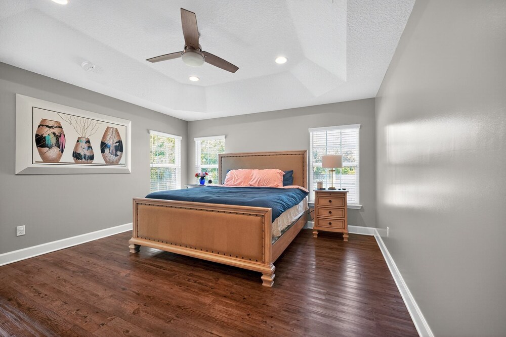 Floridays Manor 4 Bedroom Home
