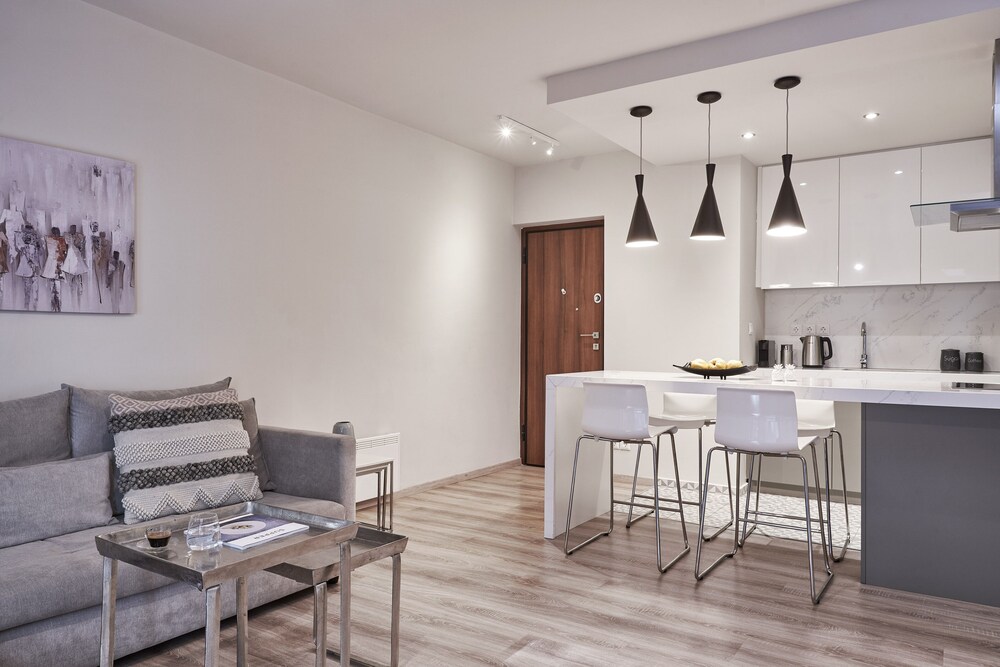 Charitos II Chic n modern 2BD Apt