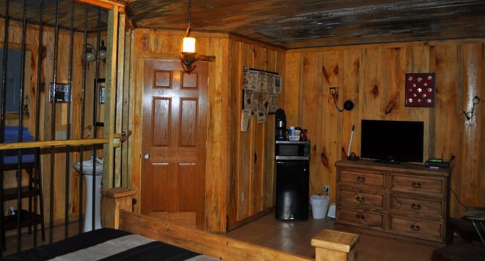 Photo 19