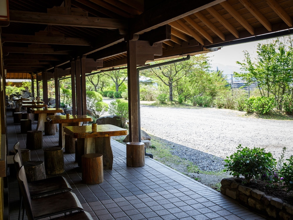 Yufuin Baien Garden Resort