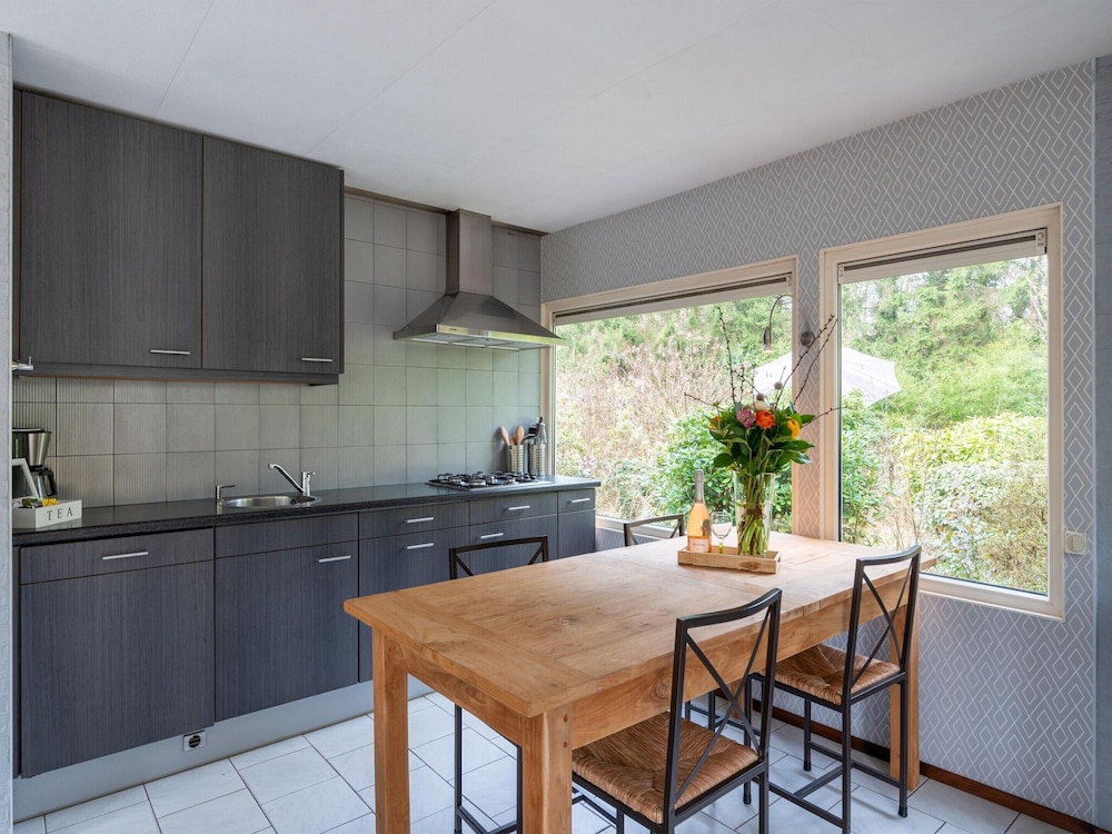 Arendonk Pondside Chalet