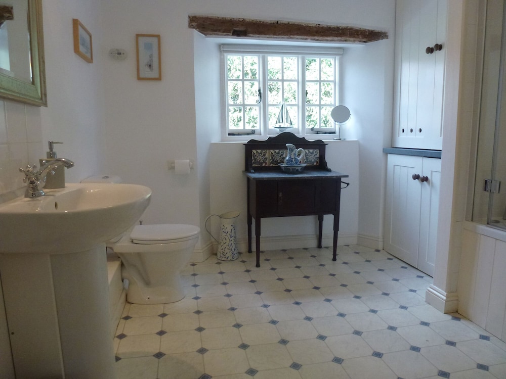 Bodkin Cottage