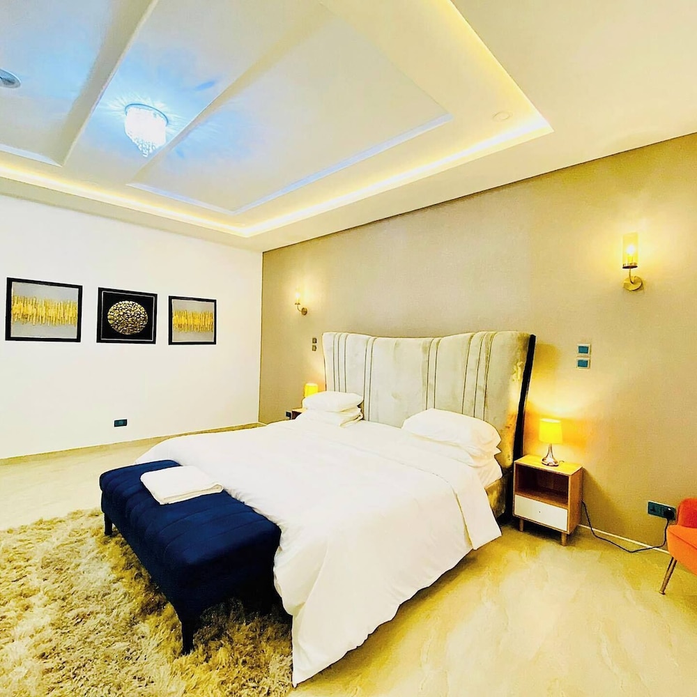 Favour Shortlet Apartment