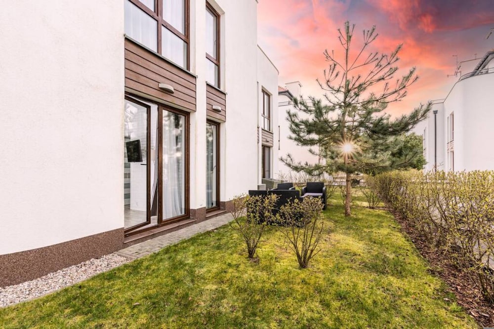 Jardin Przytulny Apartament z Ogrodem Baltica Heaven Rogowo