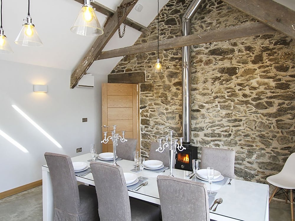 Rhyd Angharad Barns view 4