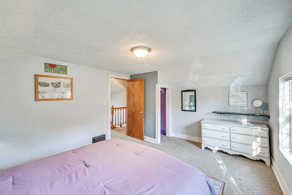6-acre Family-friendly Getaway in Niles!