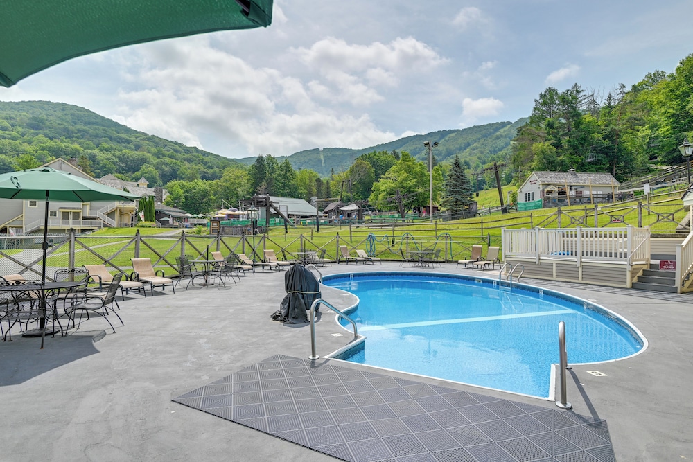 Walk to Ski Slopes: Jiminy Peak Resort Getaway!
