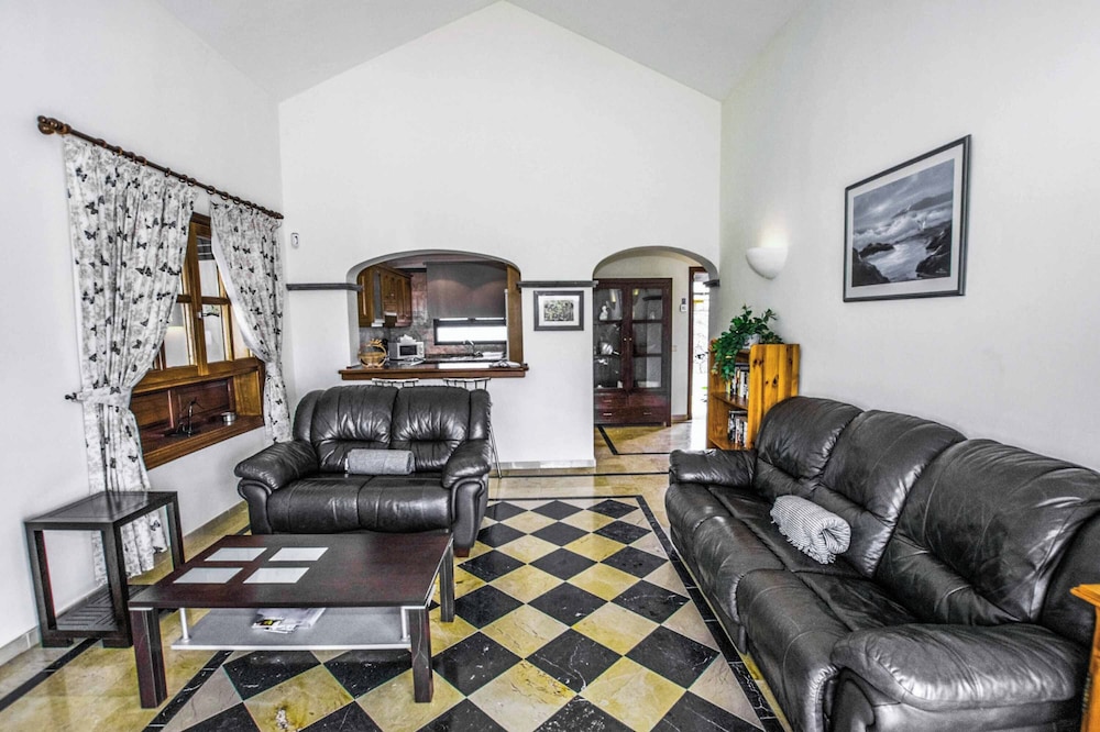 Villa Helenita